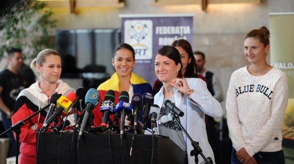 primire emo ionanta pentru echipa de fed cup a romaniei a revenit in ara