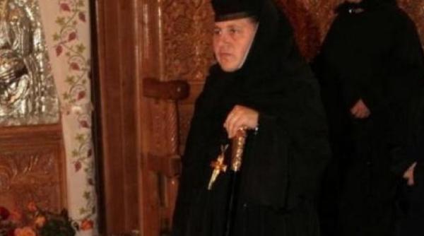 stare a manastirii sfintei cruci din oradea acuzata de spalare de bani