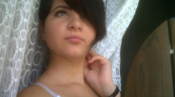 boto ani de ce a murit adolescenta de 16 ani a luat un pumn de pastile