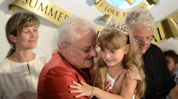 irina columbeanu  tablouri expuse la o galerie de arta  care a fost reacprc c8prc 9bia lui irinel columbeanu