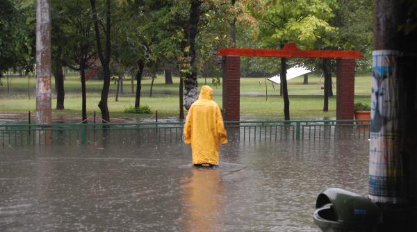 cod galben de inunda ii pe rauri din mai multe jude e