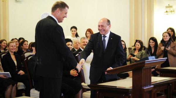 basescu iohannis e vinovat ca ponta e inca premier