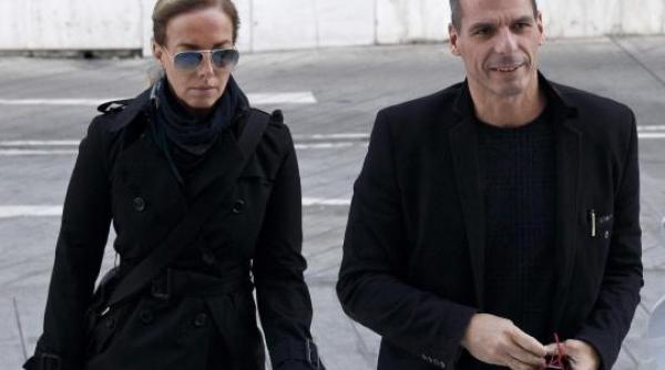 grecia so ia l a salvat pe ministrul varoufakis de un atac al anarhi tilor