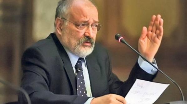 stelian tanase greu de demis comisiile de cultura au amanat raportul tvr