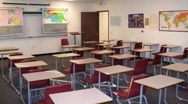 anunturi erotice pe site ul unei scoli din constanta directoarea a fost demisa