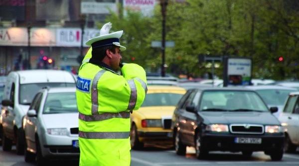 de ce se circula greu in intersec iile dirijate de poli i ti exclusiv