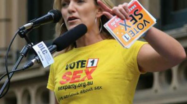 partidul sexului din australia  cea mai bizara grupare politica  lovitura sub centura
