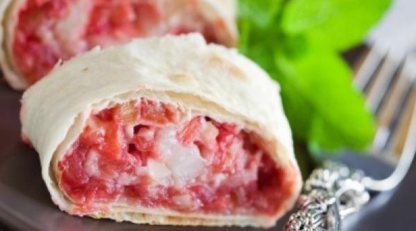 rubarba  beneficii  reduce colesterolul rau  scade tensiunea arteriala si protejeaza ficatul