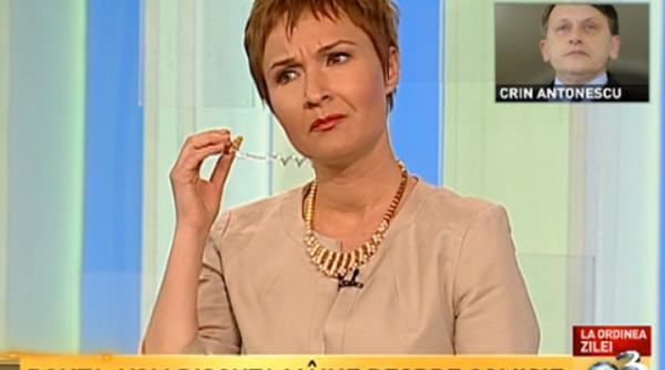 dana grecu prima reac ie dupa ce a fost laudata de elena udrea pentru emisiunile de la antena 3