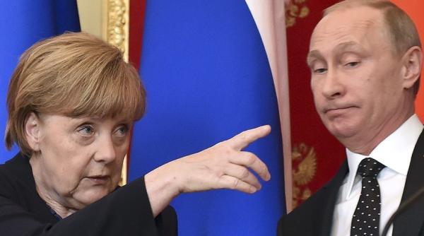 de langa merkel putin a justificat pactul ribbentrop molotov