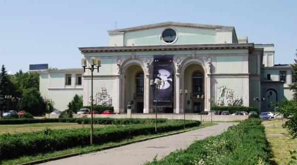 perchezi ii la opera na ionala directorul razvan ioan dinca ar fi vizat de anchetatori