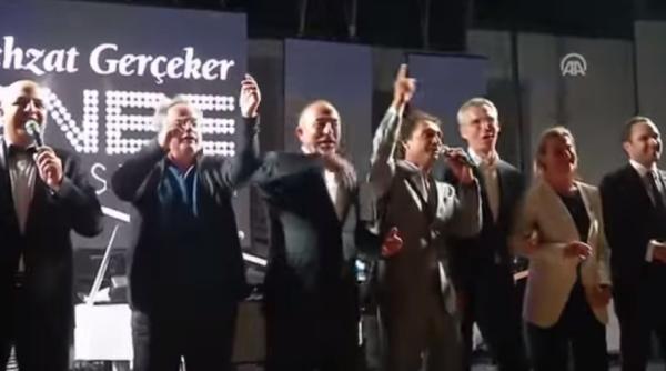 moment spectaculos cu mini tri de externe i oficiali ai nato in antalya