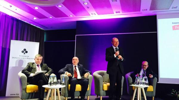 traian basescu la var ovia despre ce a vorbit la conferin a organizata de institutul sobieski