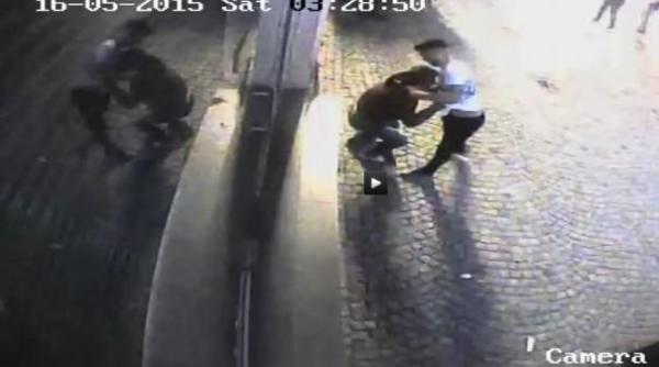 suspectatii in cazul tanarului injunghiat in centrul vechi au fost identificati