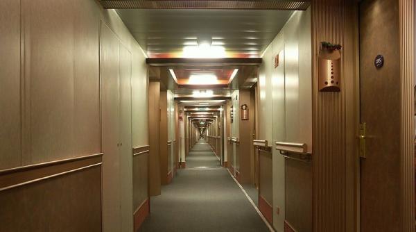 cum po i caza doua infinita i de oameni intr un hotel cu un numar infinit de camere