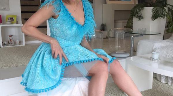 lora posibila asistenta la un show pacatos