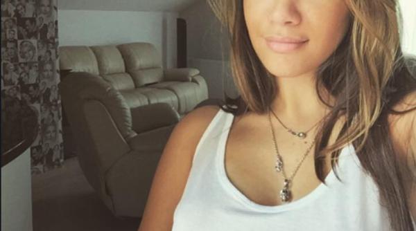 fiica lui salam si a schimbat complet look ul