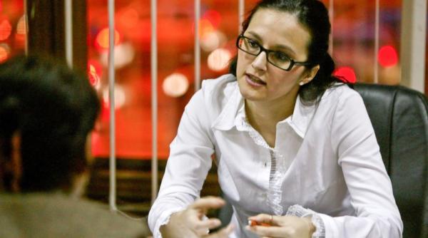 alina bica vorbe te despre co marul prin care a trecut familia ei l am vazut pe tata plangand