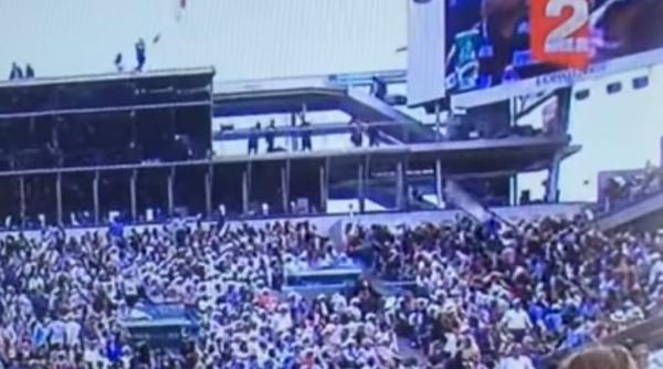 imagini horror la roland garros o bucata din tabella a cazut peste spectatori