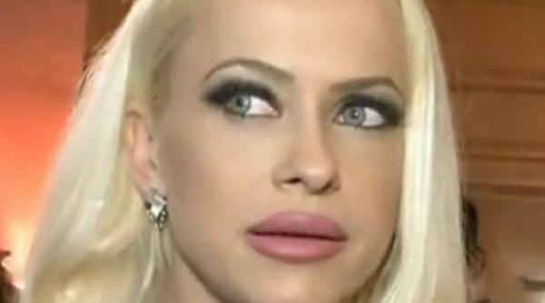 primele imagini de la nunta andei adam ce au pa it mirii in drum spre biserica