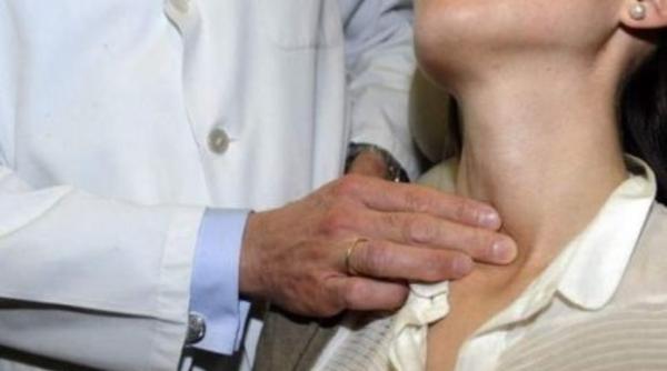 probleme cu glanda tiroida simptome care te trimit la medic
