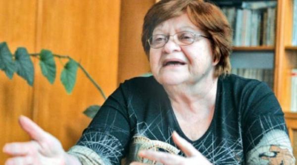 zoe petre klaus iohannis tia de ceva timp ce urma sa se intample cu victor ponta