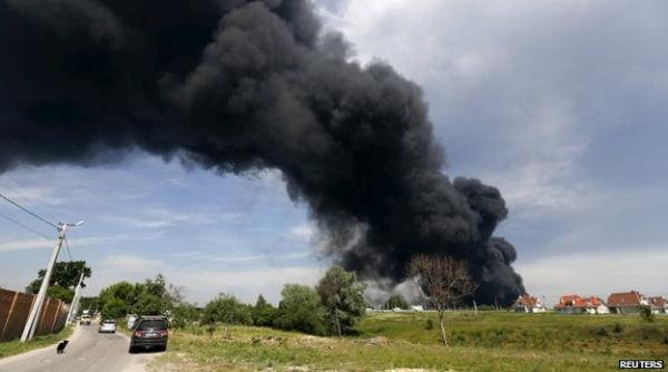 incendiu puternic la un depozit petrolier guvernul ucrainei in edin a de urgen a