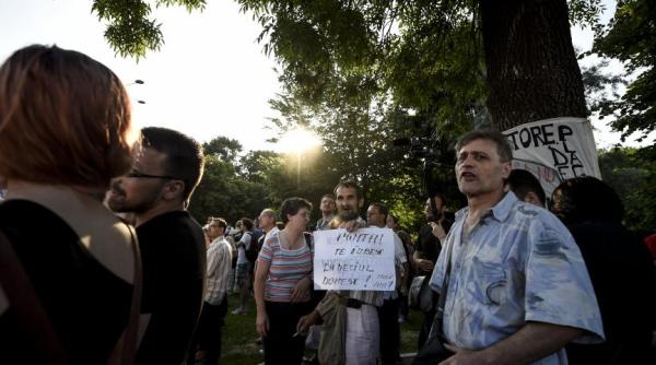 proteste in mai multe orase organizate de liberali pentru sus inerea motiunii de cenzura