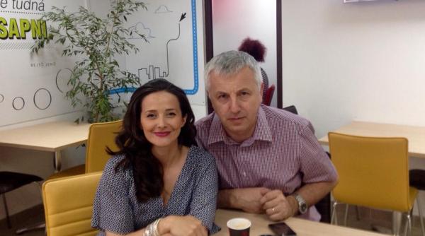 ana maria roman in fa a studen ilor de la jurnalism am descoperit oameni talenta i exclusiv