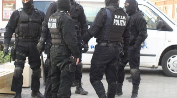 44 de perchezi ii intr un dosar cu un prejudiciu de 11 milioane de lei