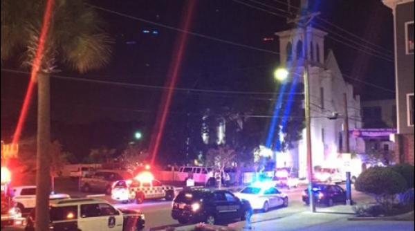 atac armat la o biserica istorica din sua opt persoane au fost impu cate