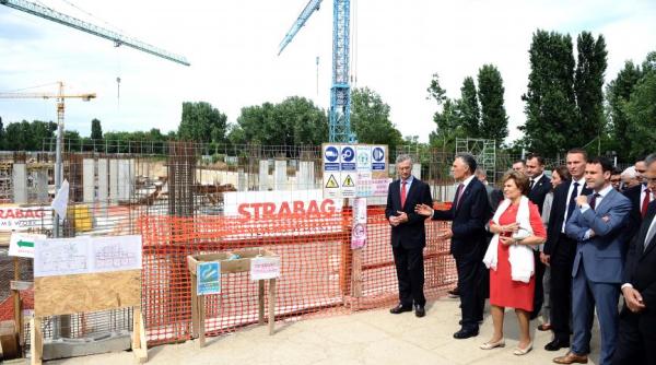 robert negoi a i pre edintele portugaliei in vizita pe antierul park lake plaza