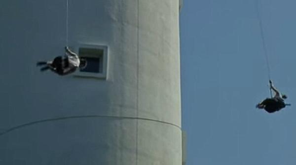 o fetita de 12 ani a murit in timp ce filma pentru o emisiune