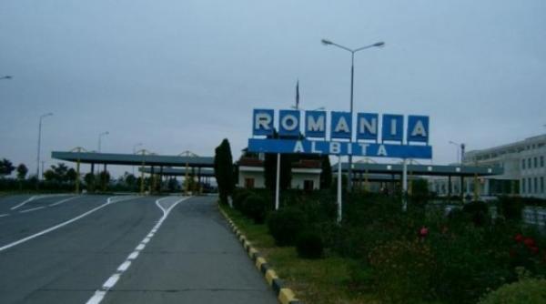 romanii pot intra in republica moldova doar cu buletinul oficial