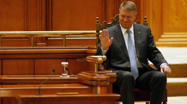 strategia na ionala de aparare a arii prezentata de klaus iohannis a fost adoptata in parlament