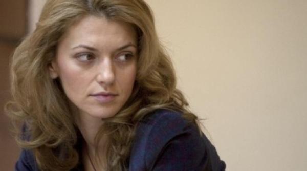 scandal alina gorghiu suspecta de plagiat