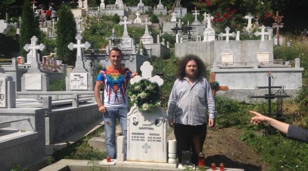 mihai traistariu gest controversat la mormantul parin ilor fanii dezamagi i