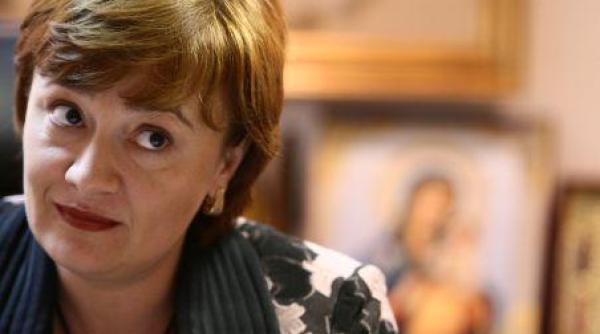 liliana minca premierul victor ponta ar trebui sa i i dea demisia