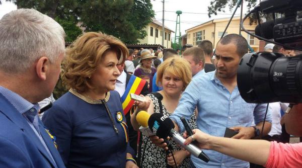 rovana plumb mesaj pentru cei care vor sa faca jocuri de putere in romania