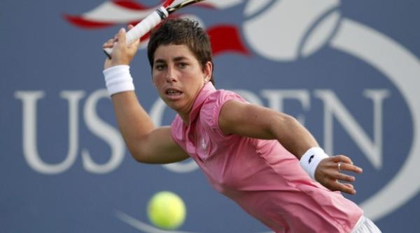 wimbledon 2015 carla suarez navarro a fost eliminata in turul 1 de jelena ostapenko