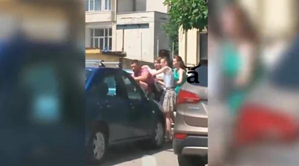 adrian duicu reac ie dupa ce fiica i so ia sa s au batutu cu un procuror