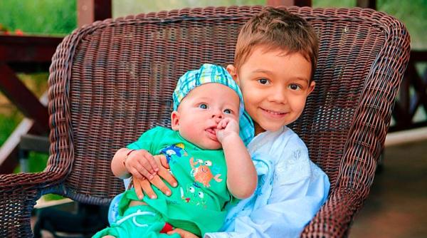 imagine senza ionala cu david fiul lui catalin maru a i al andrei inainte de na terea surioarei sale