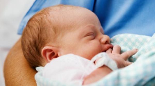 premiera in romania o femeie bolnava de cancer de col uterin a nascut