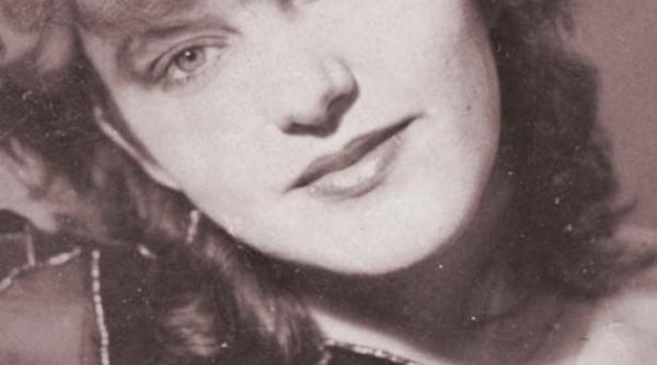 angela ciochina inmormantata doar o artista a mers la ceremonia funerara