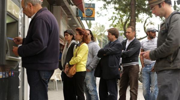 romanii fug din grecia date de ultima ora