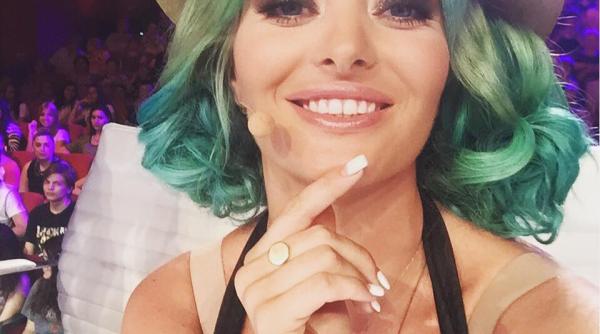 x factor 2015 delia impresionata ma bagi in boala cu ochii tai