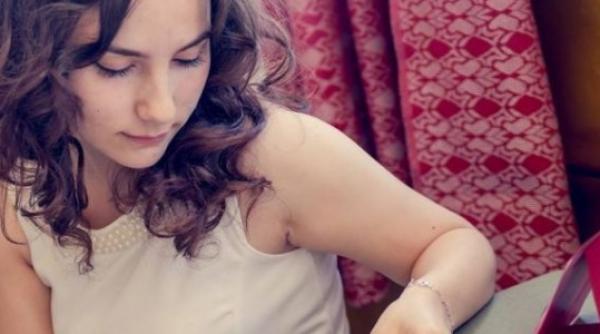 protestul unei fete de 10 la bacalaureat mi ati furat un drept pe care mi l castigasem prin lacrimi