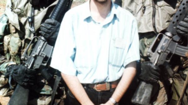 a a arata dan capatos pe vremea cand avea par pe cap