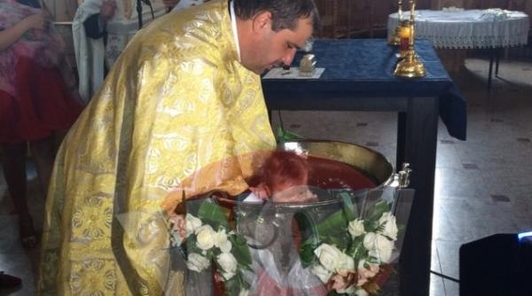 andreea mantea inuta fabuloasa la botezul fiului ei