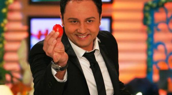 ovidiu marincea da de pamant cu catalin maru a e ti fosa septica a jurnalismului din romania